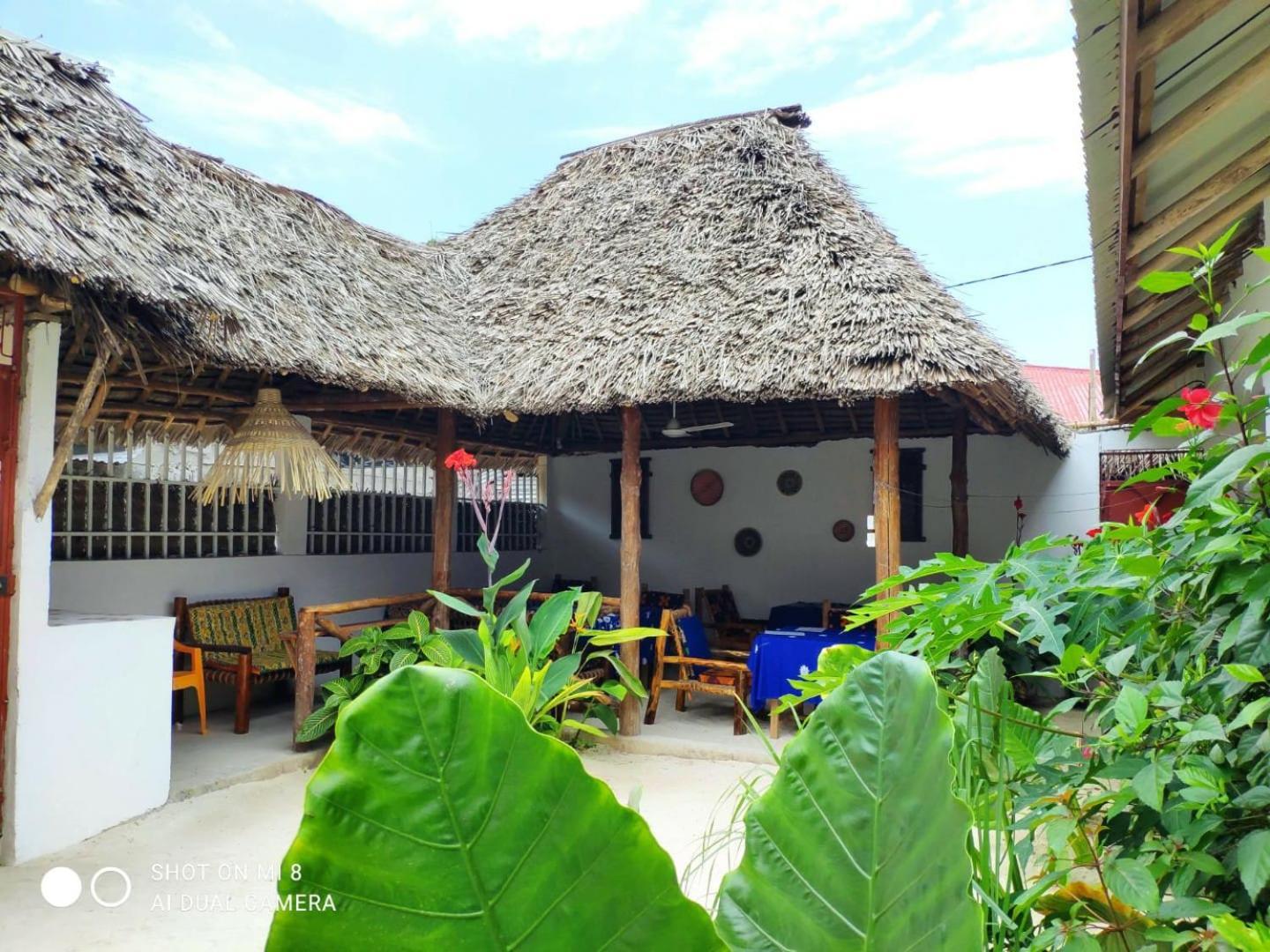 Aurora Beach Hotel Nungwi Extérieur photo