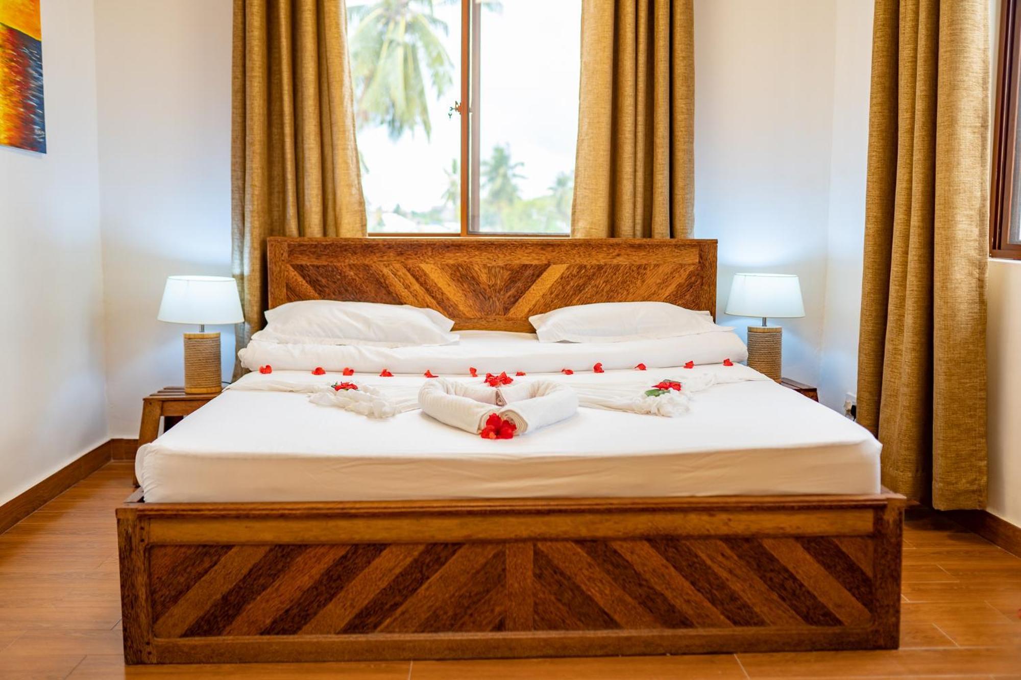 Aurora Beach Hotel Nungwi Extérieur photo